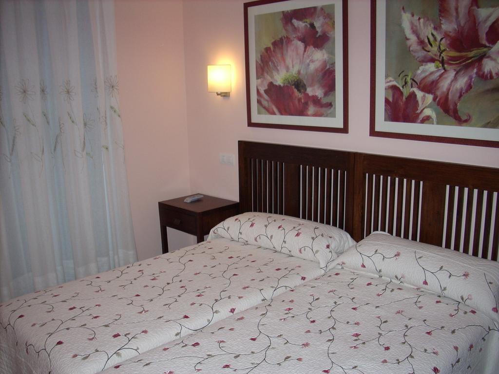 Alojamiento Rural La Henera San Juan de Ortega Room photo