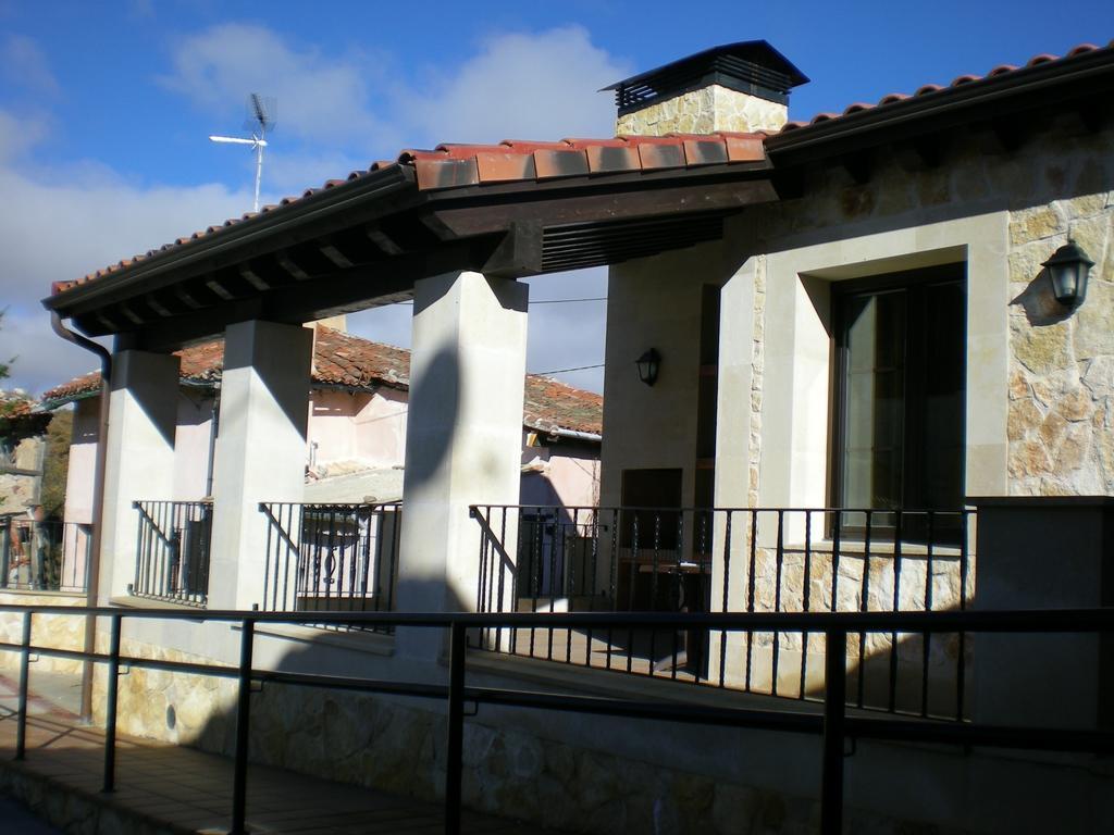 Alojamiento Rural La Henera San Juan de Ortega Exterior photo