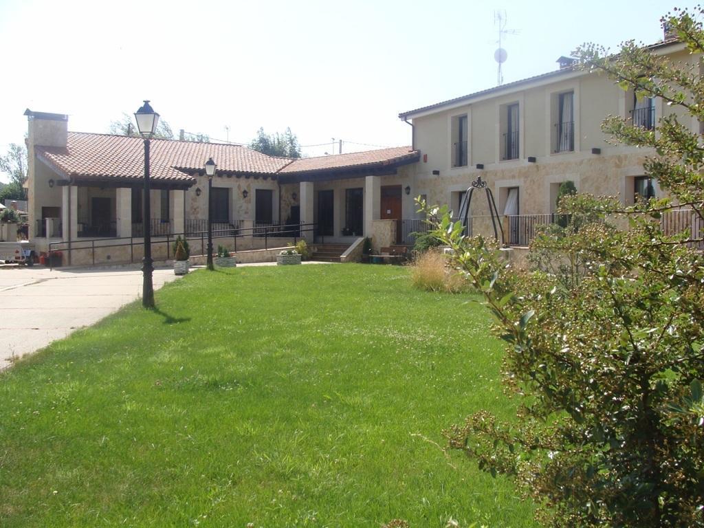 Alojamiento Rural La Henera San Juan de Ortega Exterior photo