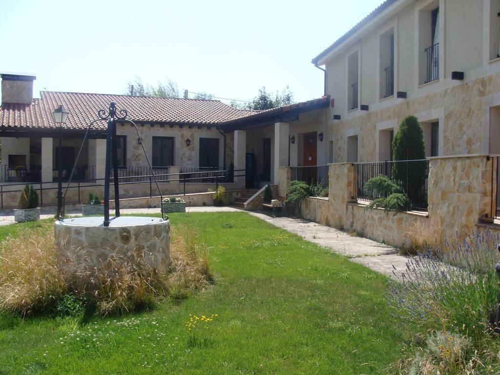 Alojamiento Rural La Henera San Juan de Ortega Exterior photo