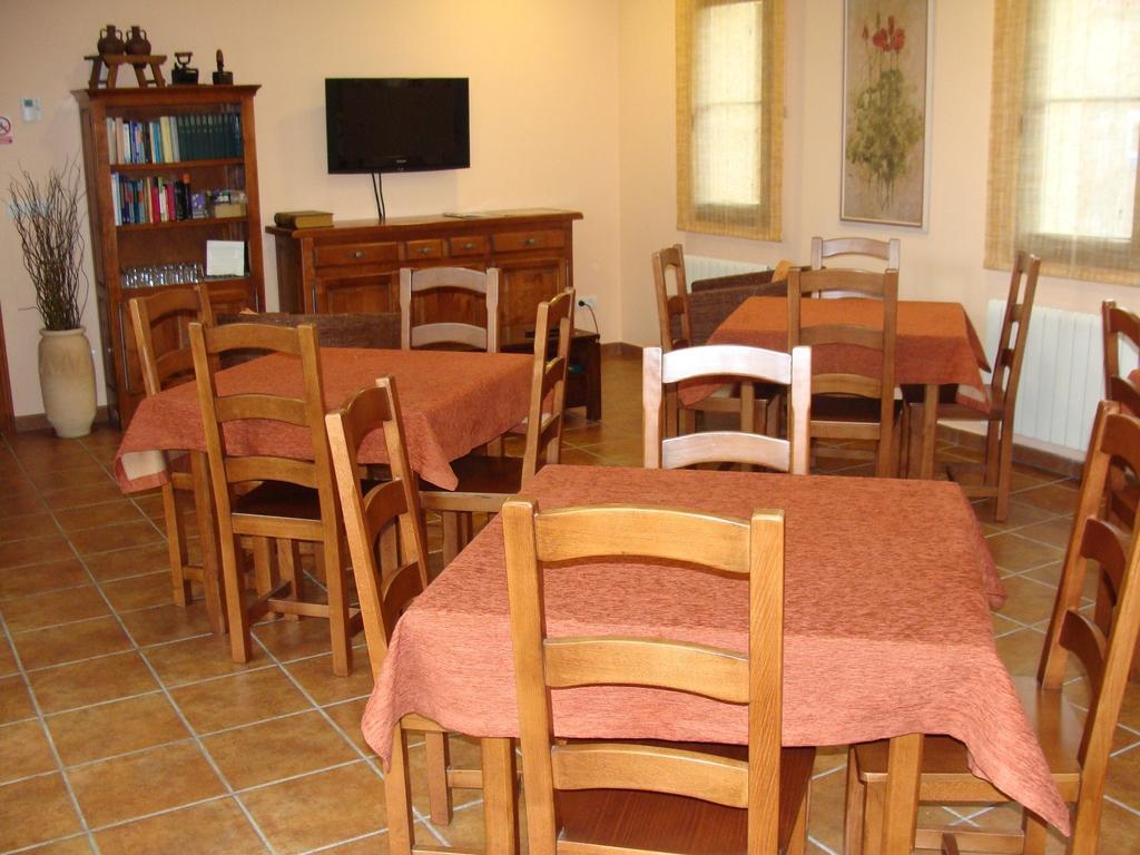 Alojamiento Rural La Henera San Juan de Ortega Exterior photo